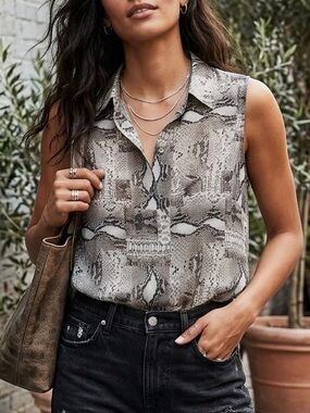 100% Silk Snakeskin Sleeveless Blouse Size Small Sexy Office Chic Mobwife Flowy